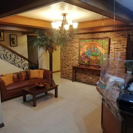 Reddoorz At Casa Marabella Villamonte Bacolod City Exterior foto
